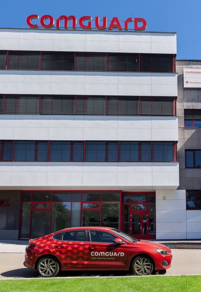 Misí naší společnosti je navrhovat, implementovat, podporovat a rozvíjet ta nejlepší řešení v oblasti zabezpečení IT.
