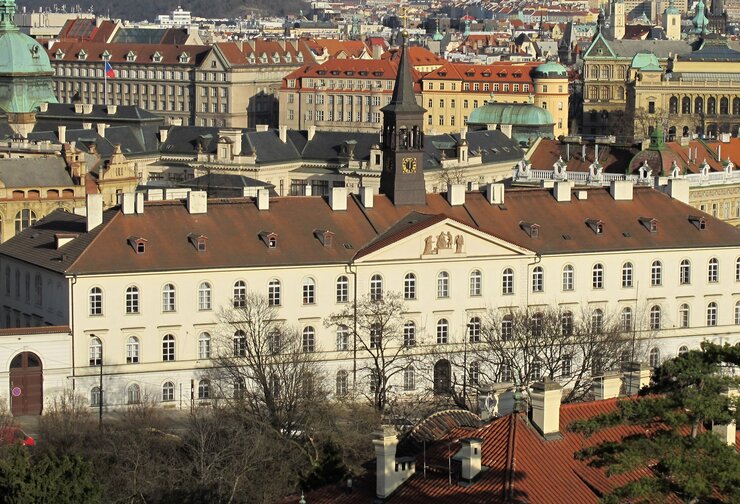 Komplexní ochrana sítě, identit a privilegovaných přístupů v České geologické službě